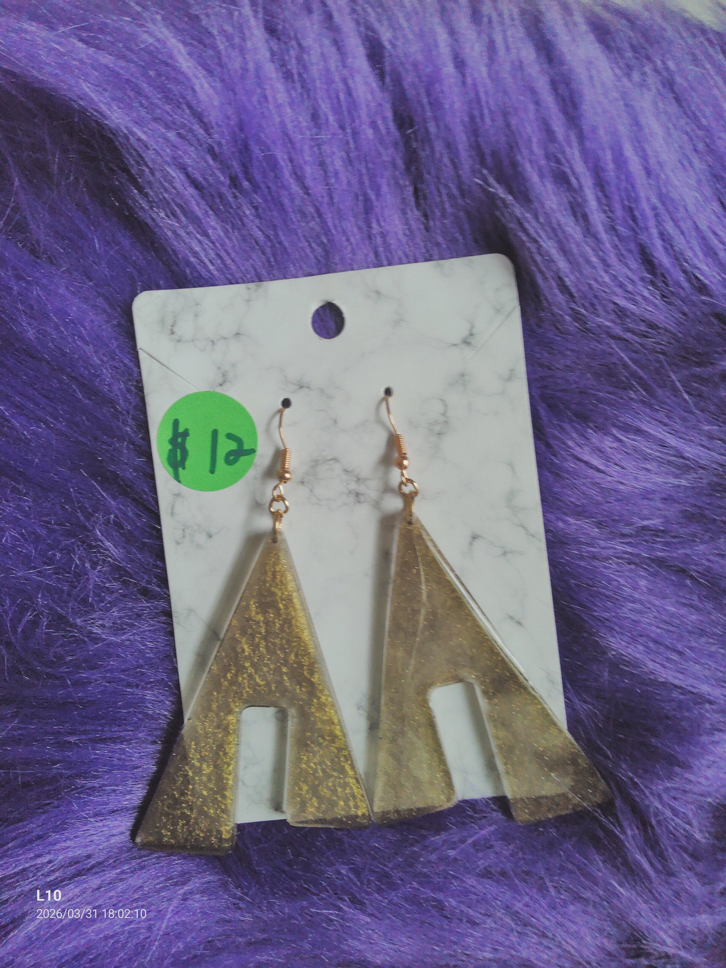 Triangle pendante